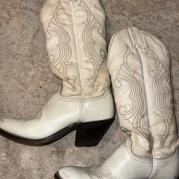 Women's Western Boots - Cream - Picture 3 of 7